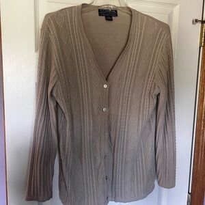 Women's Corbin Collection Tan Sweater size Medium‎